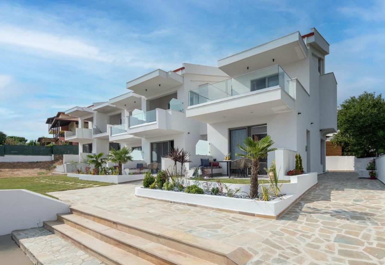 Twins Yard Apartment Nikiti  Exterior foto